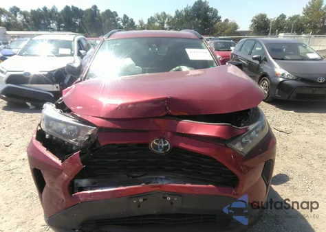 2021 Toyota Rav4 Le z USA, uszkodzony, nr VIN 2T3F1RFV8MW159235